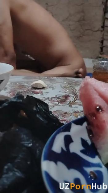 Частное групповое порно с разговорами на скрытую камеру